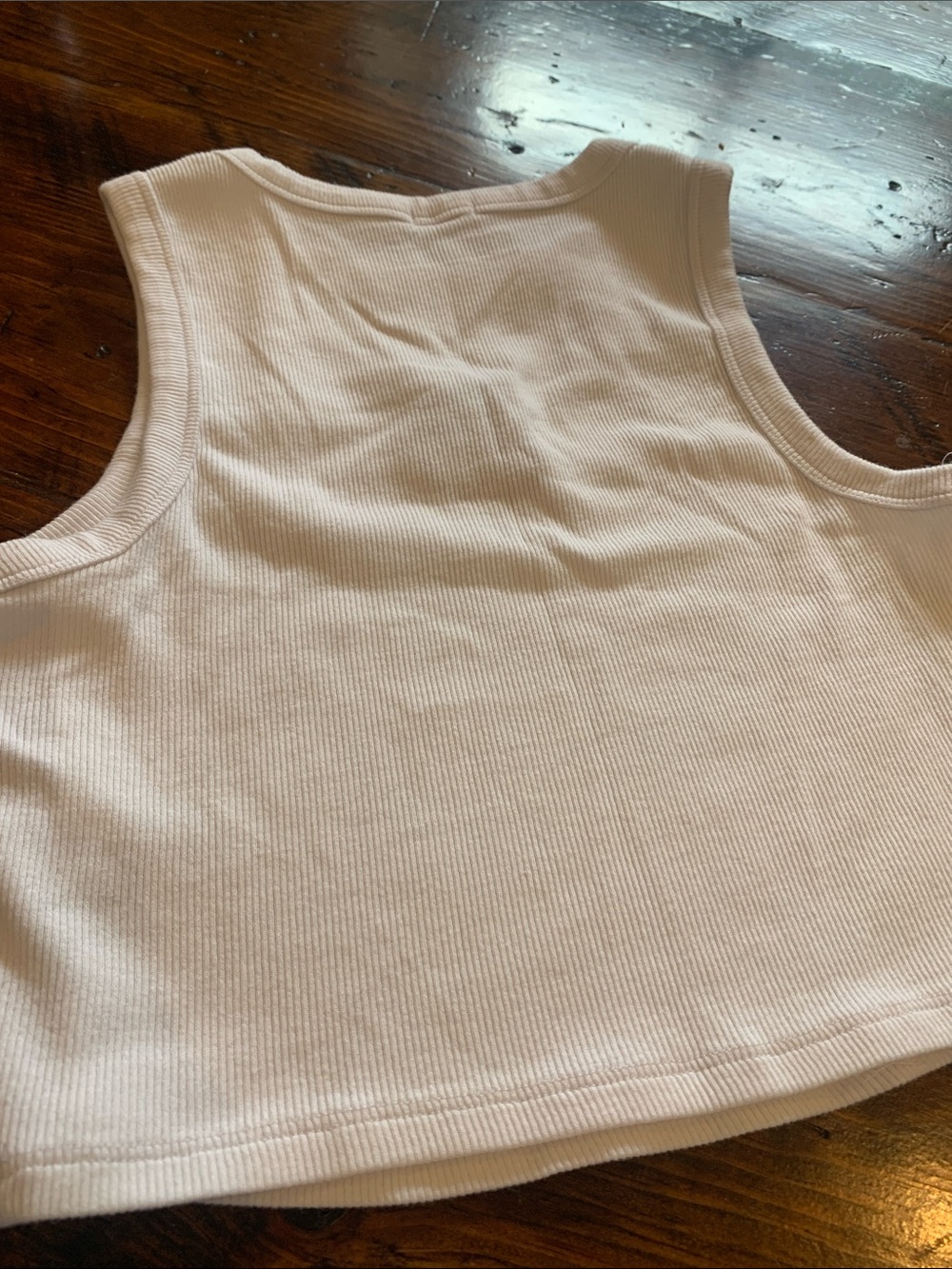 GARAGE Cherries Tank - Picture 4 of 4